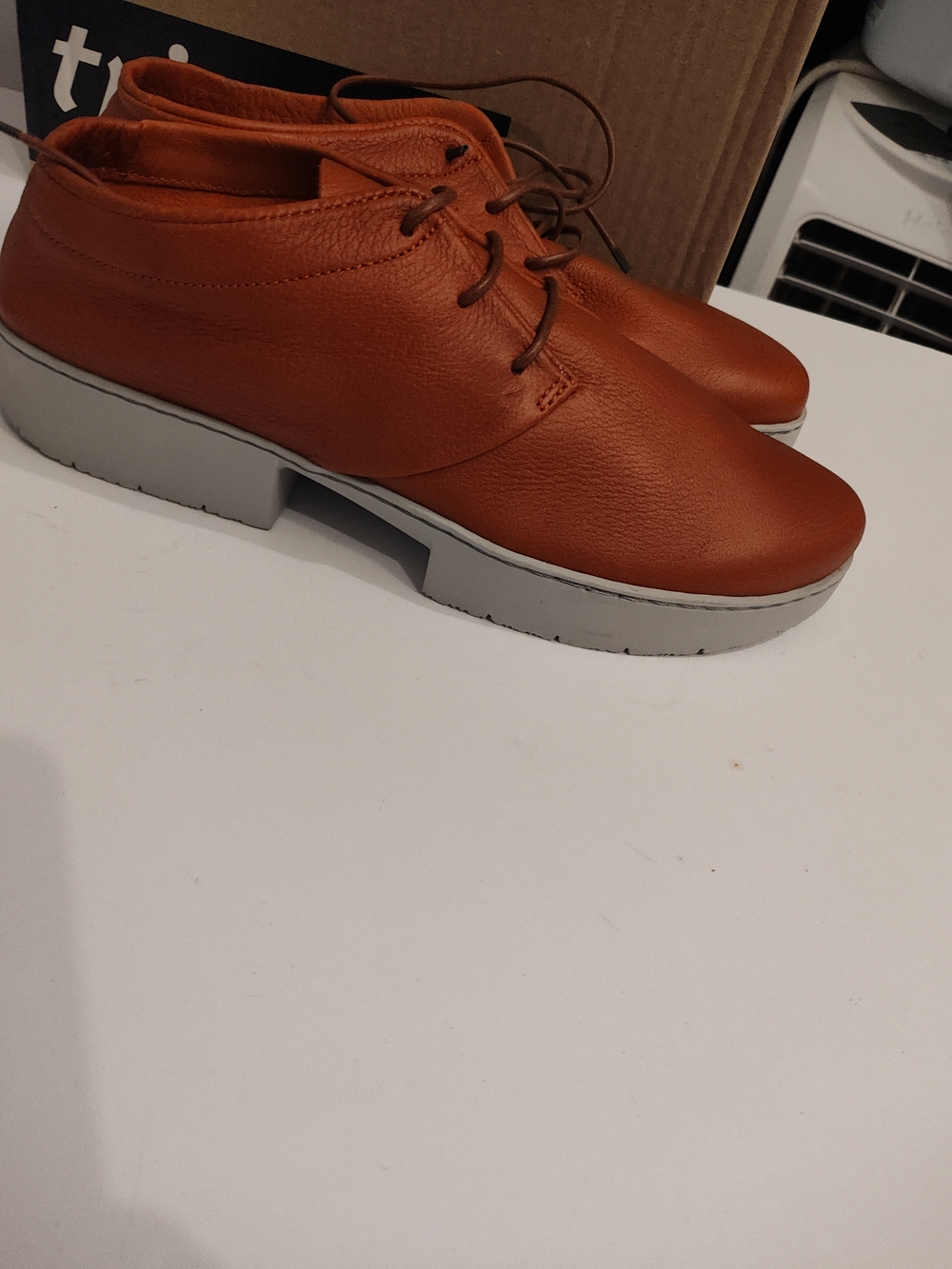 Women's Chukka Boots in Rust Orange Leather 41